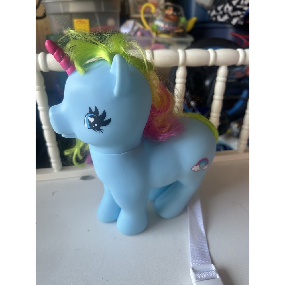 Gigo Wonder Pony Blue Unicorn 9½ Inch Tall with Multicolored Mane and Tail Fake